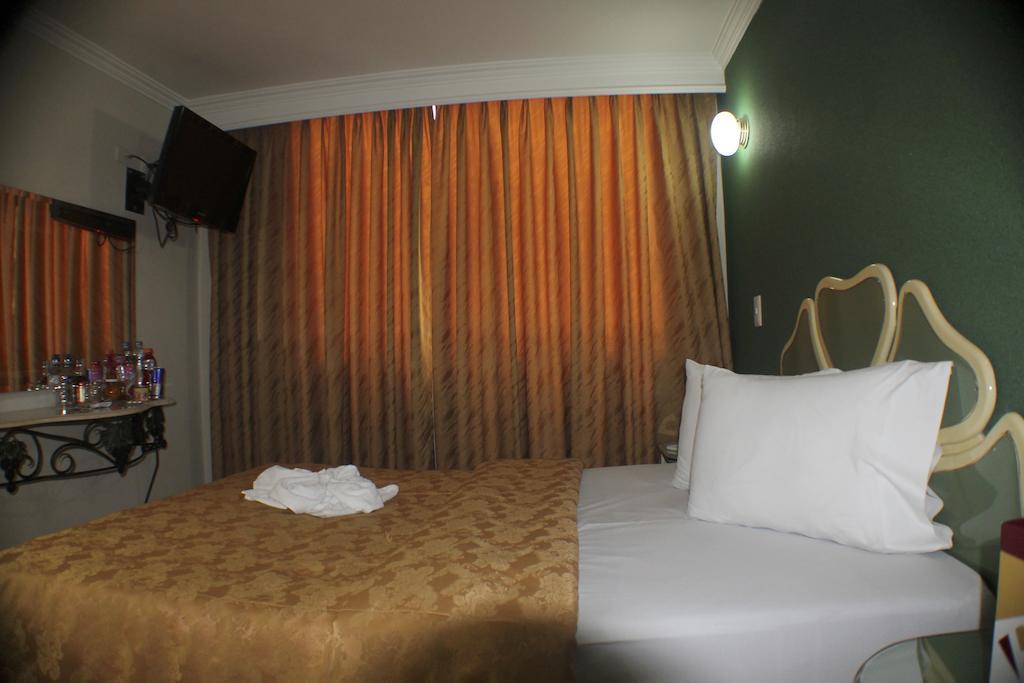 Hotel Business Bogotá Kültér fotó